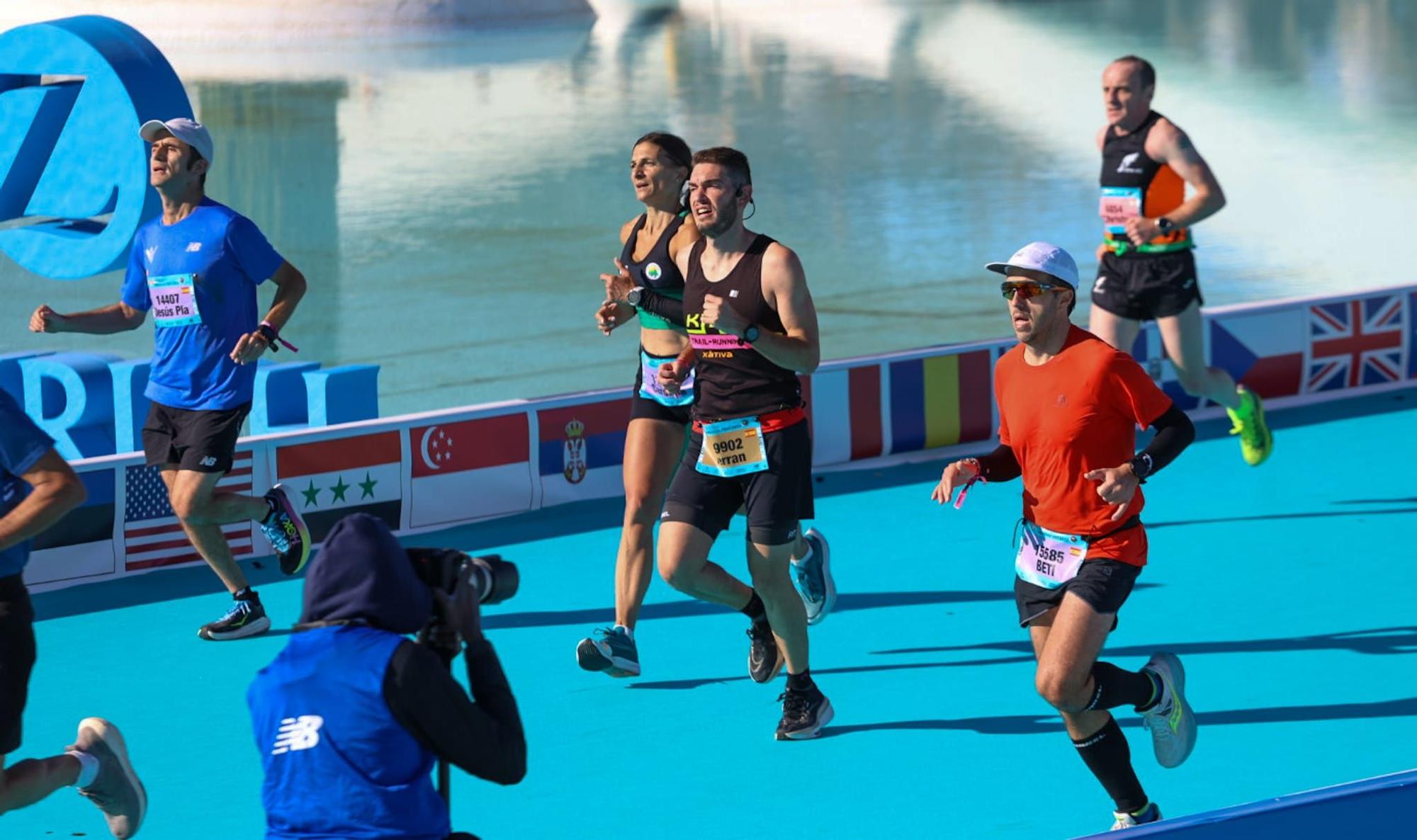 Búscate en el Maratón de València 2023