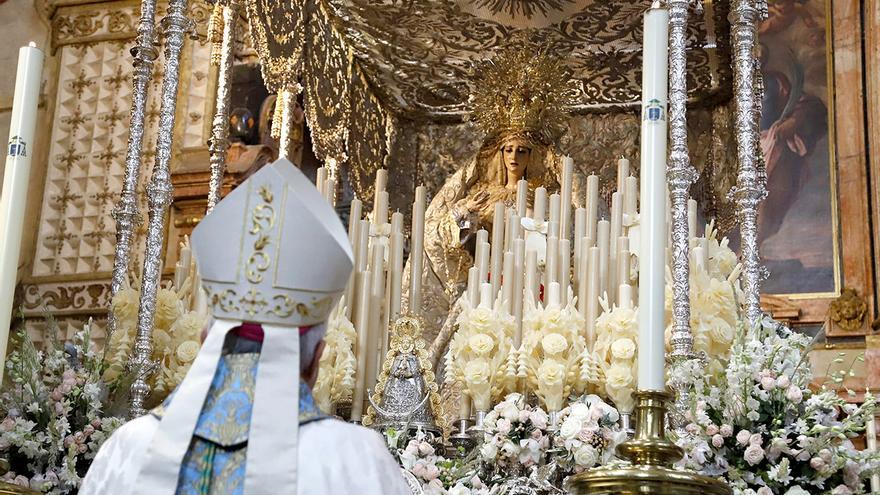 Imágenes de la coronación canónica de la Virgen de la Paz