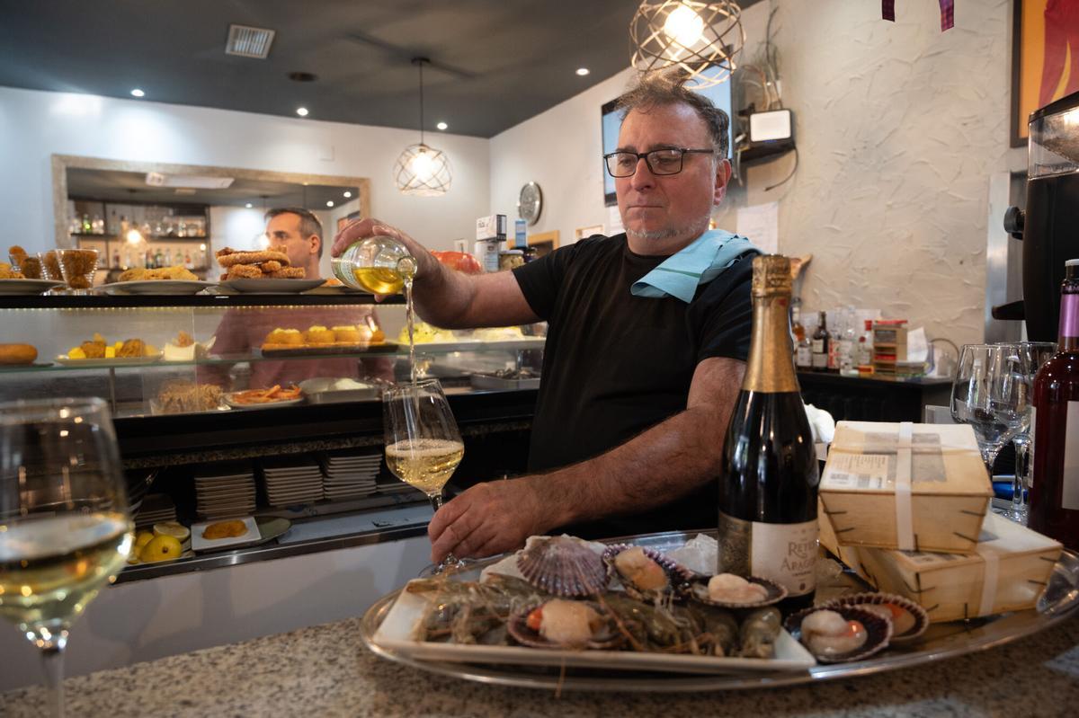 En imágenes | Gastro Cuberos, el mítico bar de Delicias conocido en toda Zaragoza