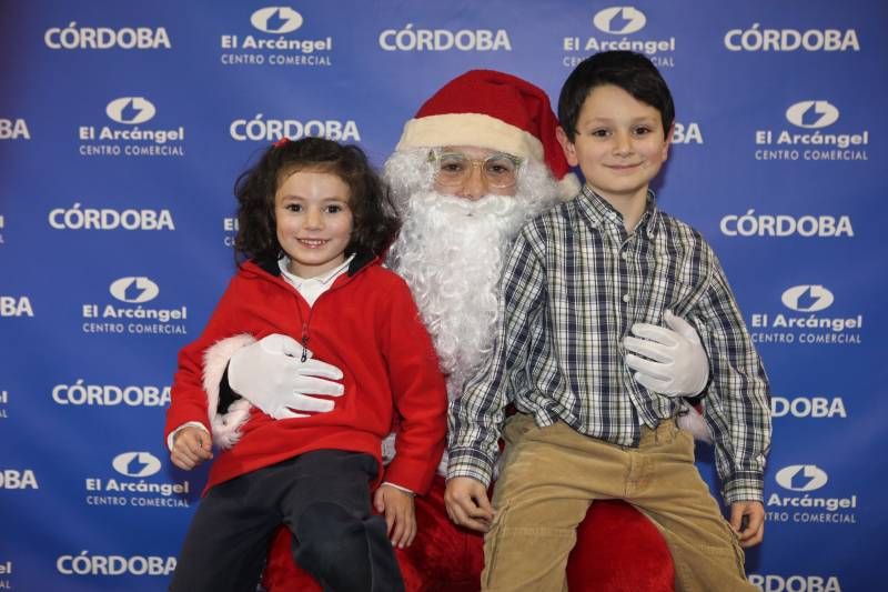 Niños con Papá Noel (19-12-2013)