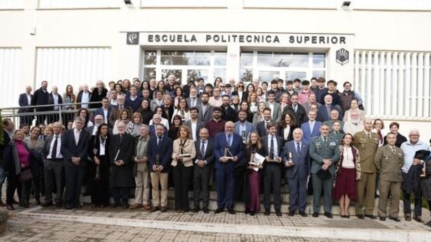 La Politécnica de Belmez culmina su centenario con un homenaje a personas, empresas e instituciones clave en su historia