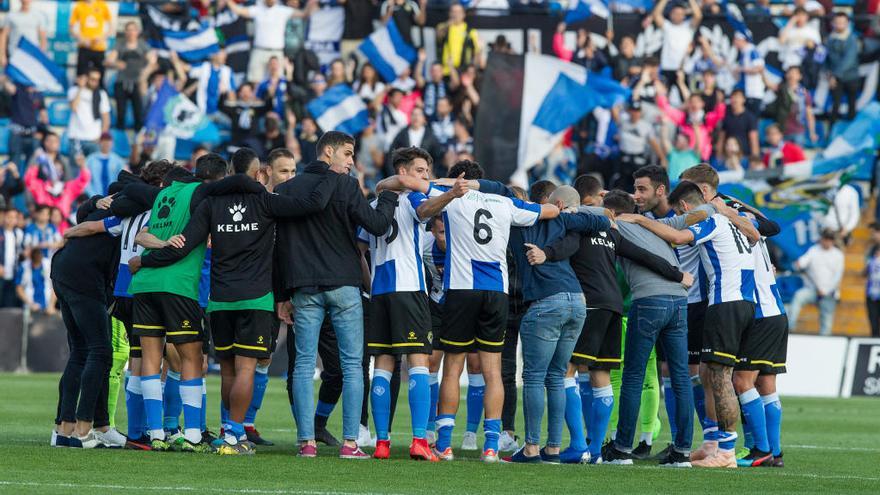 El Hércules celebra que jugará la promoción de ascenso tras ganar al conquense la pasada jornada