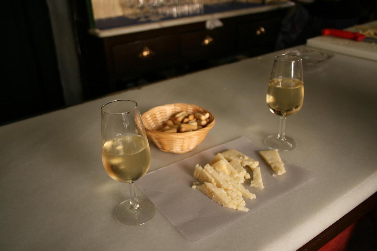 Tapa de queso en Casa Manteca.