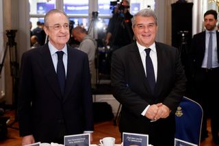 Florentino ya no se pone de perfil en el caso Negreira: el Madrid se  personará