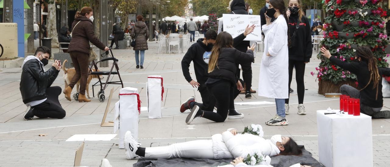 Acto para visibilizar el suicidio en la ciudad de Córdoba.