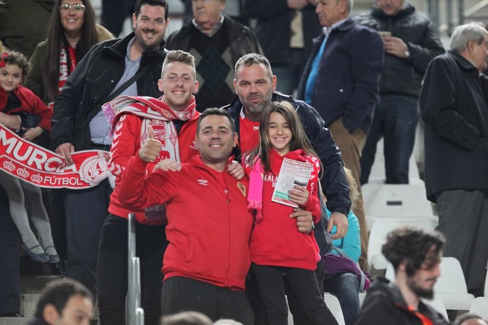 Ambiente en las gradas del Real Murcia - FC Cartagena