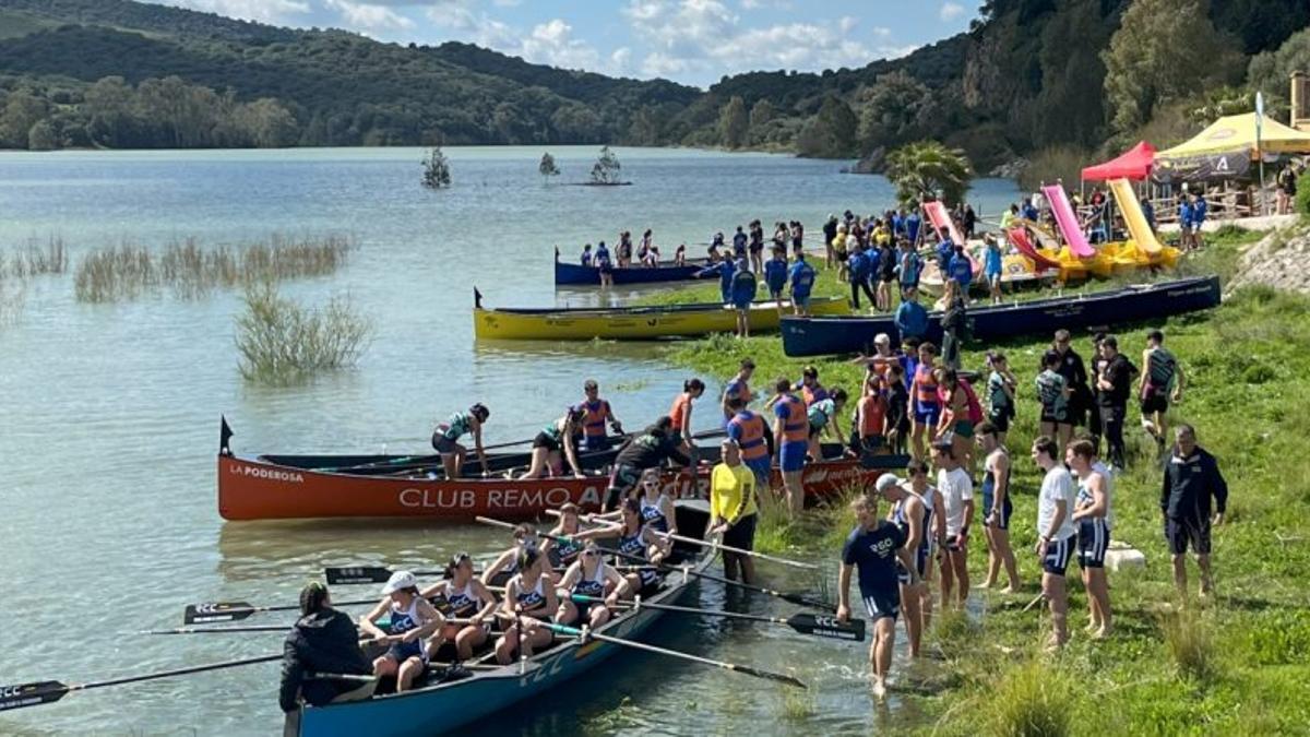 Imagen de la cuarta regata de la XI Liga Andaluza de banco fijo.