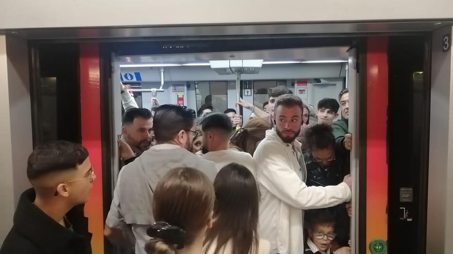 Estos son los horarios para ir a ver &#039;la Madrugá&#039;: 42 horas ininterrumpidas de Metro