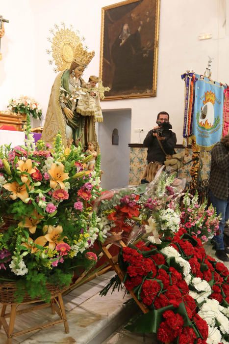 Ofrenda a la virgen y 'cremà' para despedir las fallas.