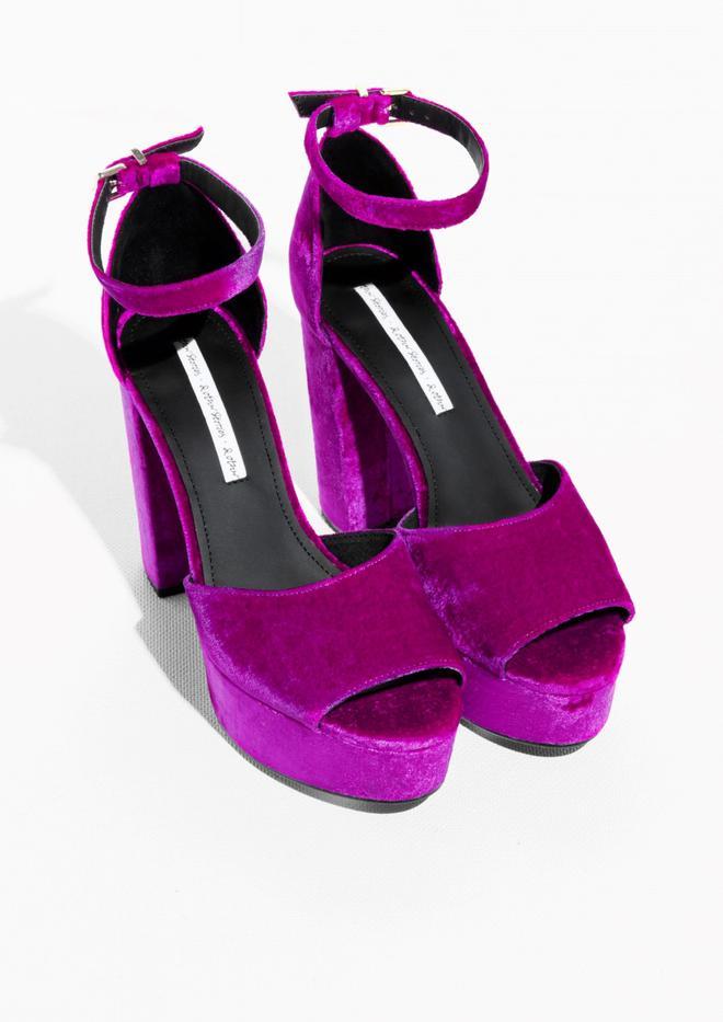 Sandalias de terciopelo, de &Other Stories