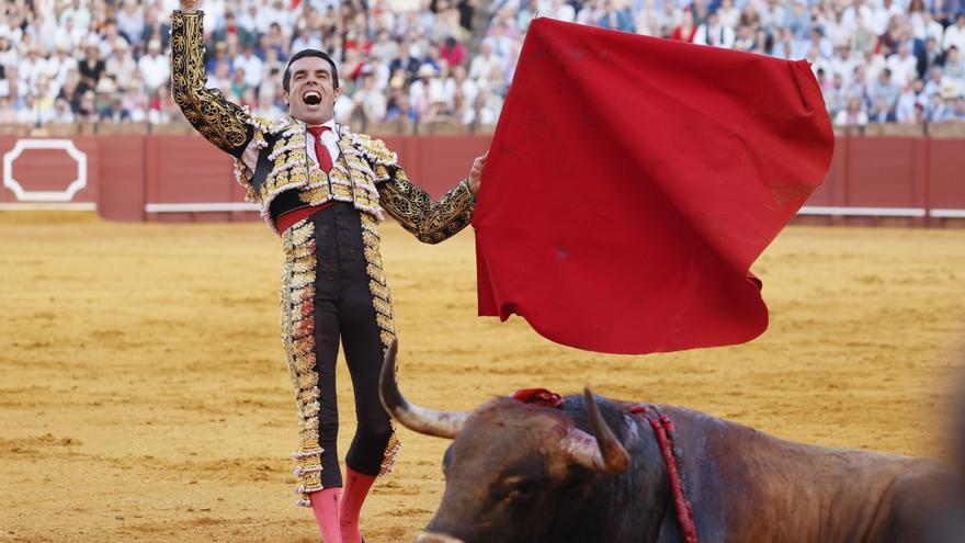 Sevilla premia el esfuerzo de Emilio de Justo en la decepción de Garcigrande