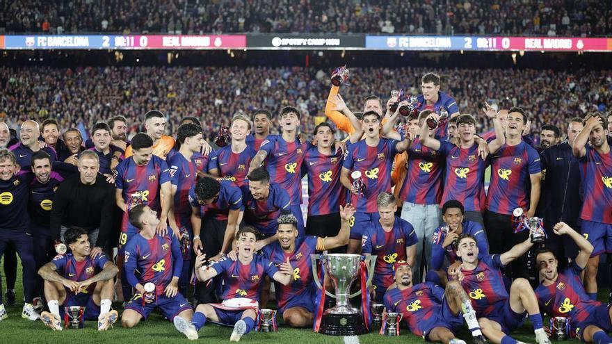 Exhibició blaugrana al Clàssic per aixecar el 29è títol de Lliga (2-0)
