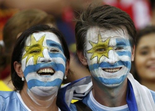 La selección española contó con el apoyo de la afición ante Uruguay
