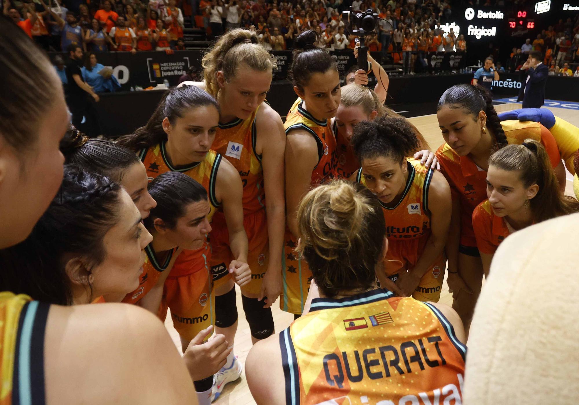 Valencia Basket - Perfumerías Avenida