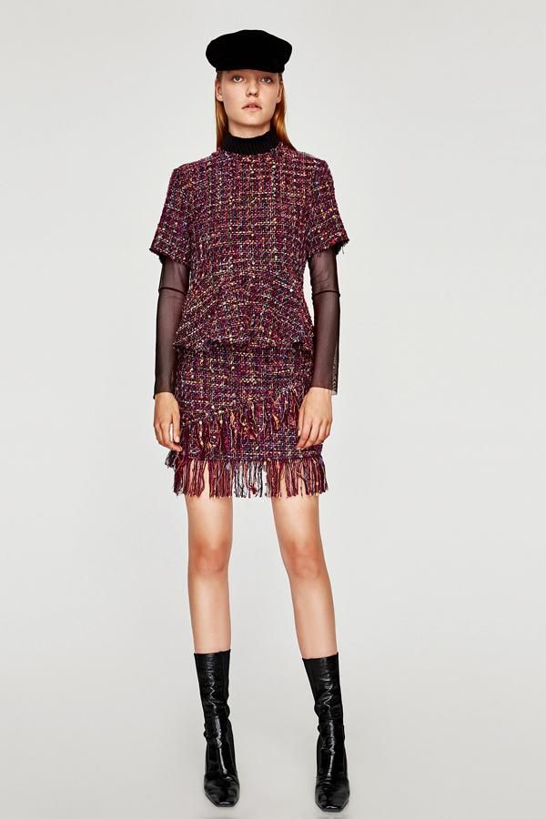 Es temporada de dos piezas en Zara: mini falda con flecos y top