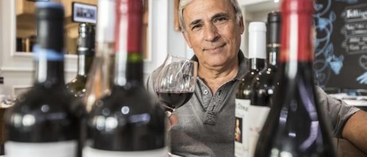 Guerrero: «En un restaurante el vino lo has pagado y es tuyo, puedes llevártelo»