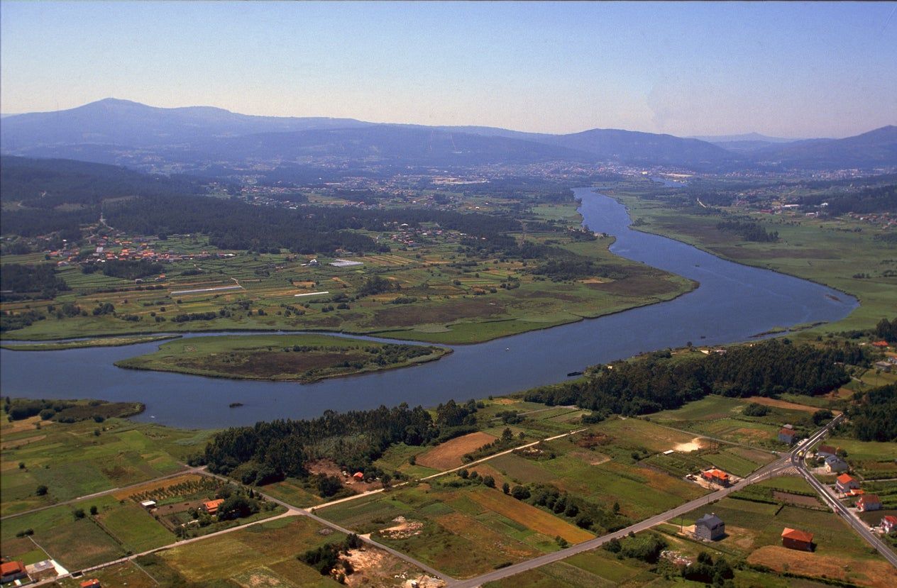 Río Ulla, Padrón, Castro Valente, descubren un castillo