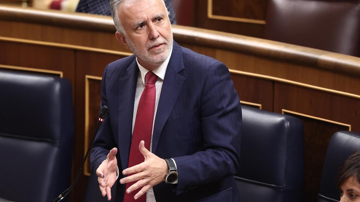 El ministro de Política Territorial y Memoria Democrática, Ángel Víctor Torres, en una imagen de archivo.