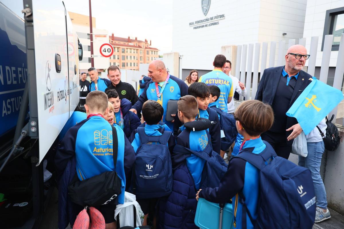 La selección sub-10 de Asturias se proclamó campeona de España de fútbol sala en Sanxenxo tras firmar un torneo impecable, culminado con una goleada ante Madrid y una remontada épica frente a Cataluña en semifinales