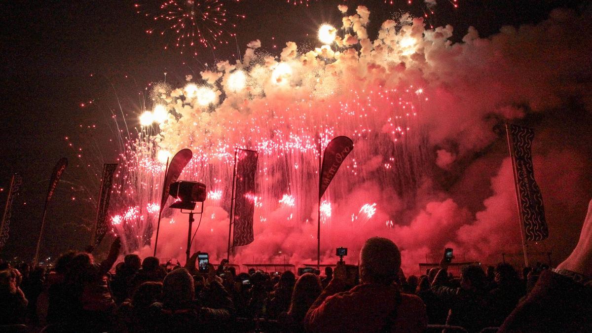 Sanidad insiste en que no haya castillos de fuegos artificiales en Fallas ni Pascua