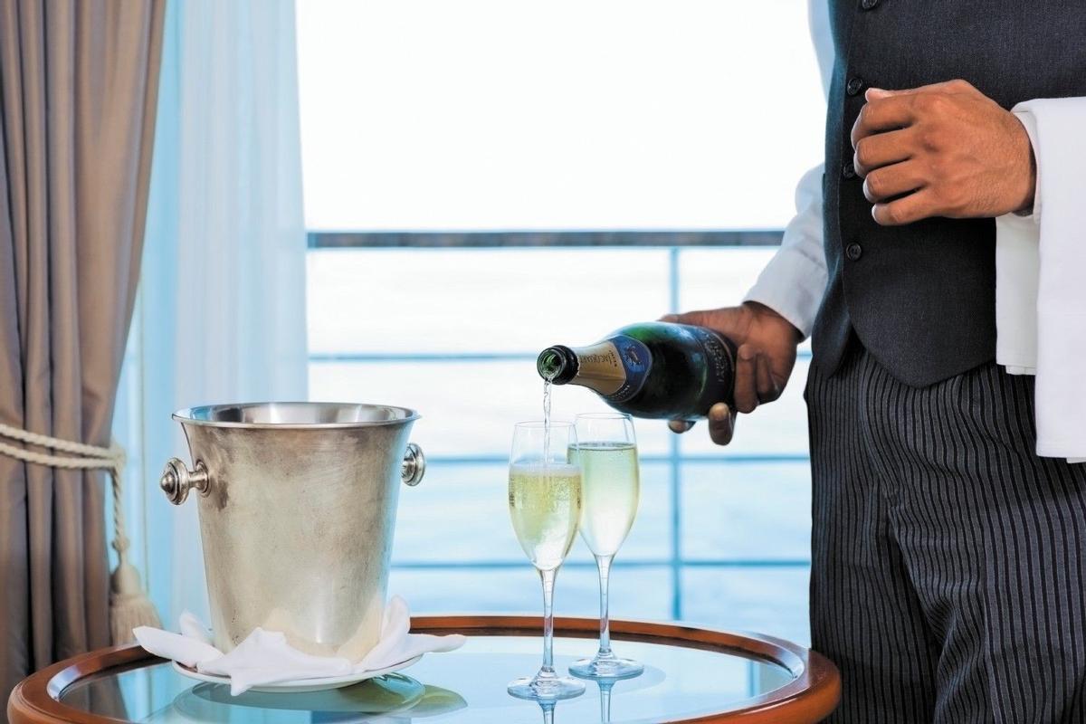 Servicio exclusivo de comedor (The Study)
