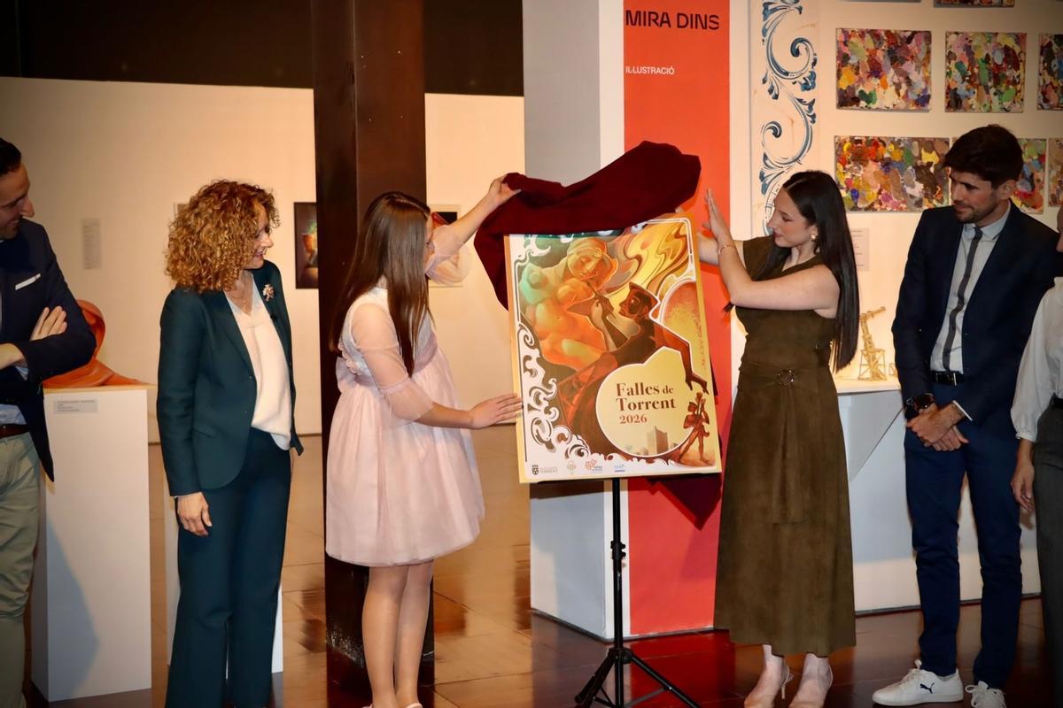 Las Falleras Mayores de Torrent desvelan la imagen de las fallas 2026, titulada “Encís creatiu”.