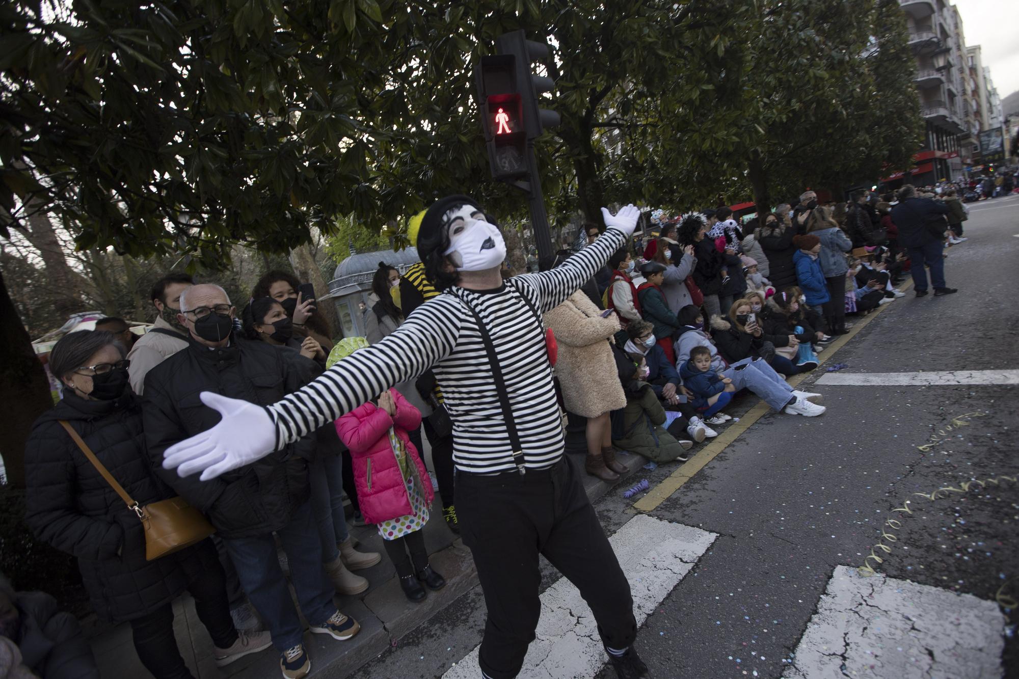 Galería de fotos: Así fue el gran desfile del carnaval en Oviedo