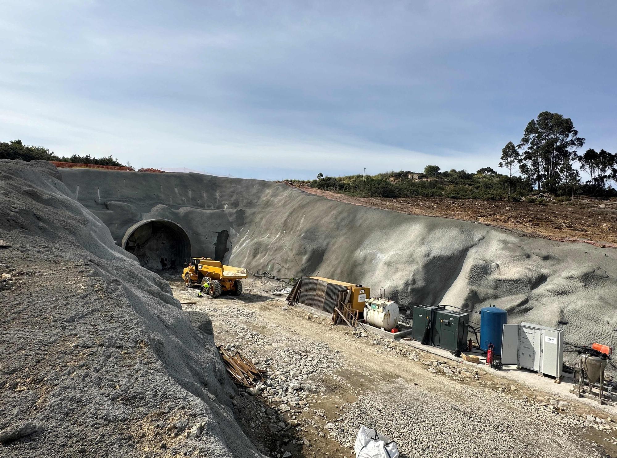 Así se excavan los túneles en la obra del puerto exterior de A Coruña