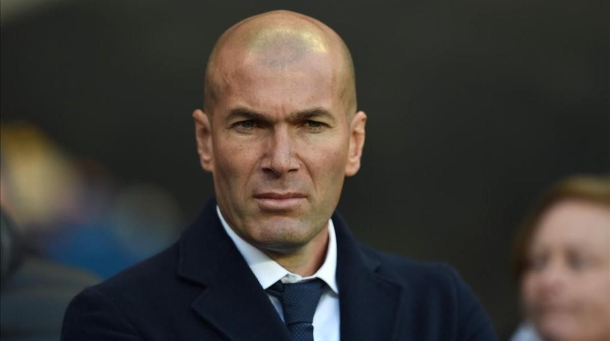 aguasch33683848 real madrid s french coach zinedine zidane arrives160429141808