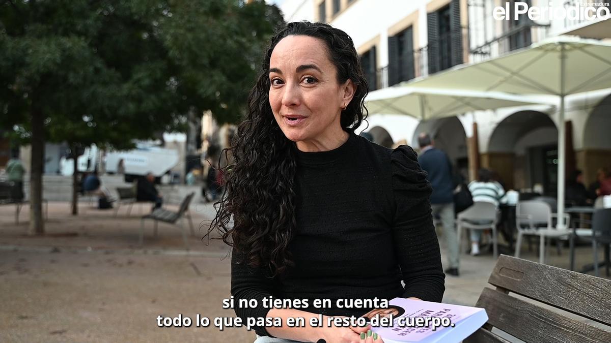 Vídeo | Gema Palacios, la farmacéutica de Cáceres que enseña a cuidar la piel