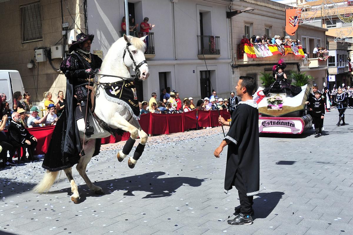 Fiestas de Moros y Cristianos en Petrer , Entrada Cristiana