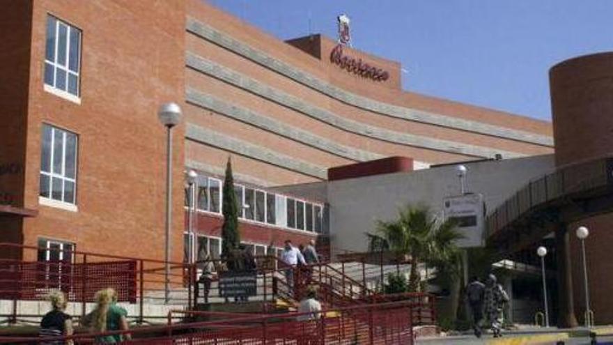 Hospital Virgen de la Arrixaca, donde ingresó la menor.