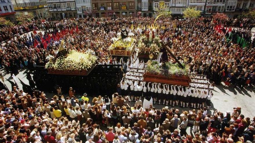 Procesión del Santo Encuentro en la Semana Santa de Ferrol. // O.A.