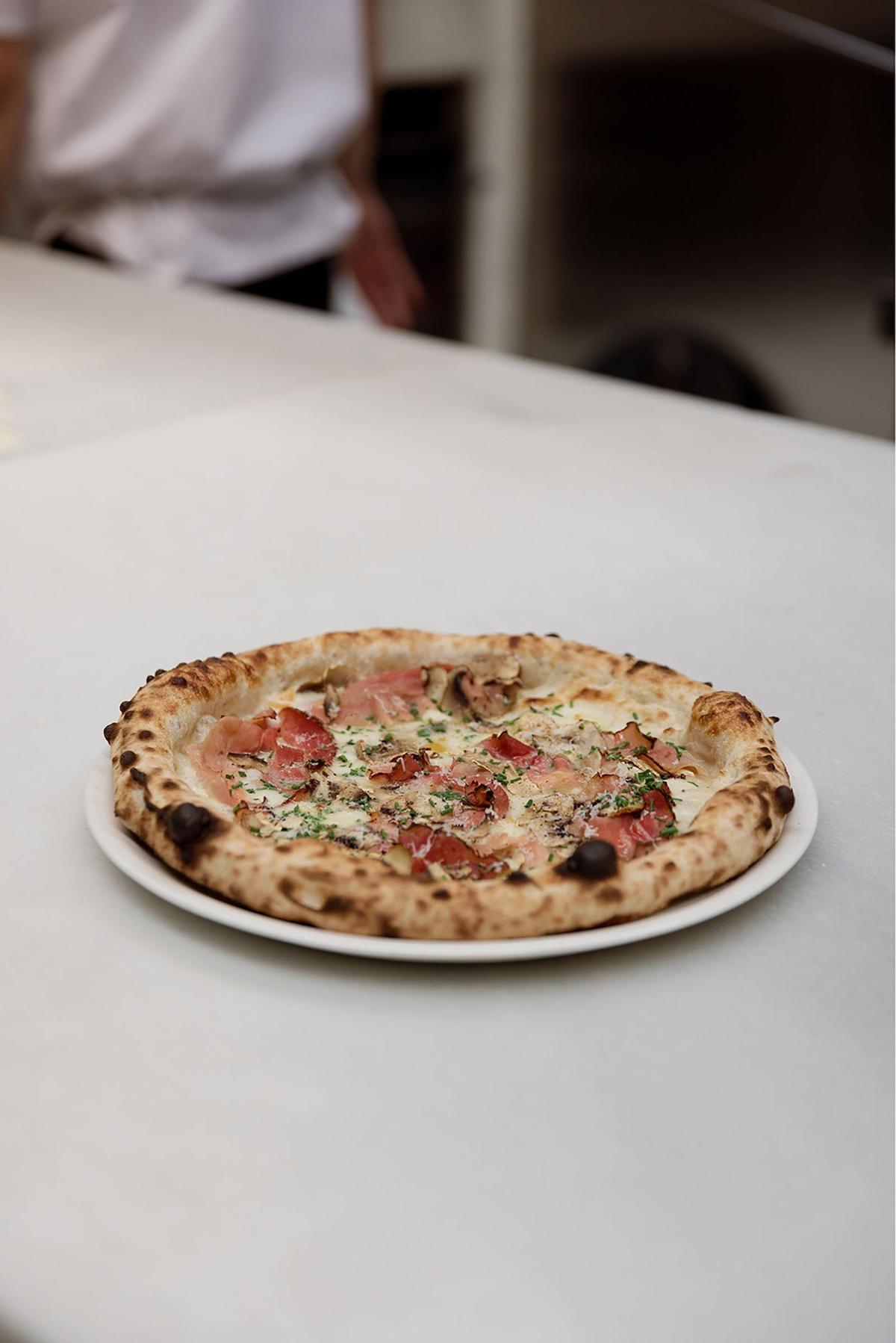 Pizza prosciutto cotto, de Parking Pizza.