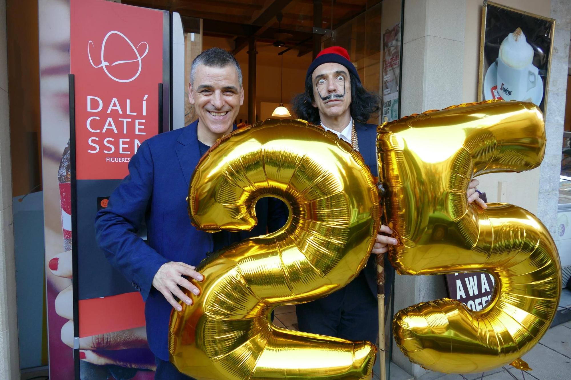 El Dalícatessen reviu Salvador Dalí per celebrar el seu 25è aniversari