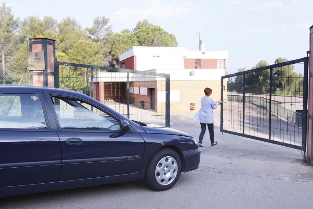 Primer dia de vaga dels examinadors del carnet de conduir a Girona