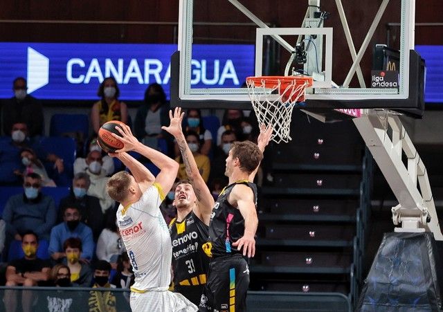 Partido de la Liga Endesa: Lenovo Tenerife - Monbus Obradoiro