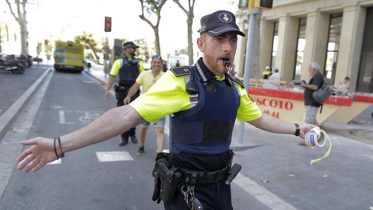 Cordón policial en Barcelona.