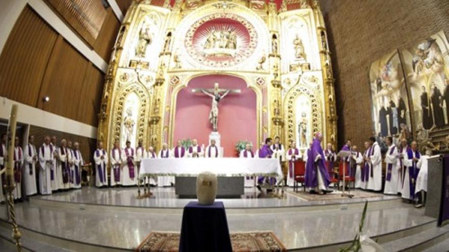 El Hospital San Rafael acoge el funeral del padre Pajares