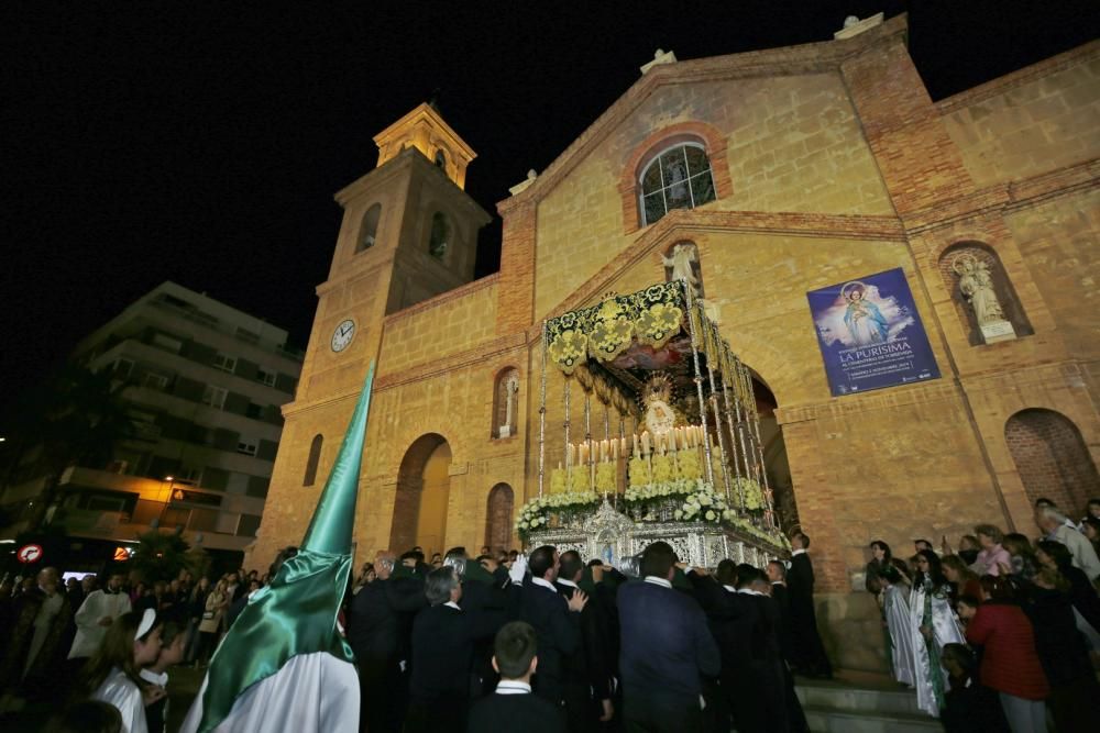 Domingo de Ramos: Procesión de Las Mantillas en Torrevieja con Nuestra Señora de La Esperanza y de La Paz