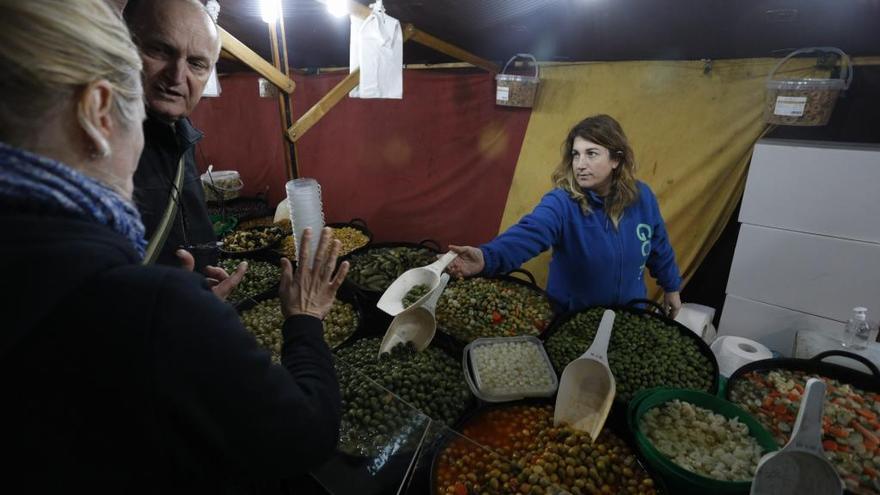 Los mercados critican la autorización para la venta de fruta en las calles