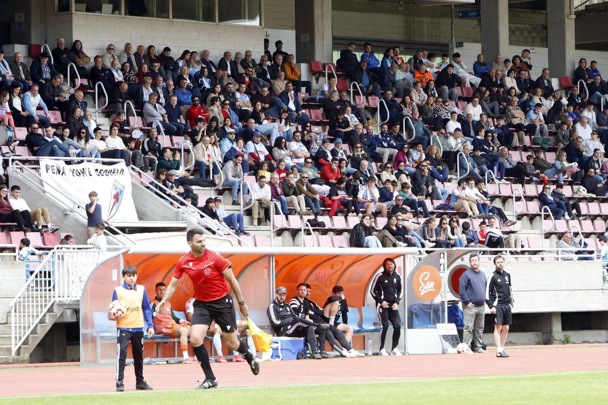 Afición de la SD Compostela durante un encuentro de la temporada pasada.