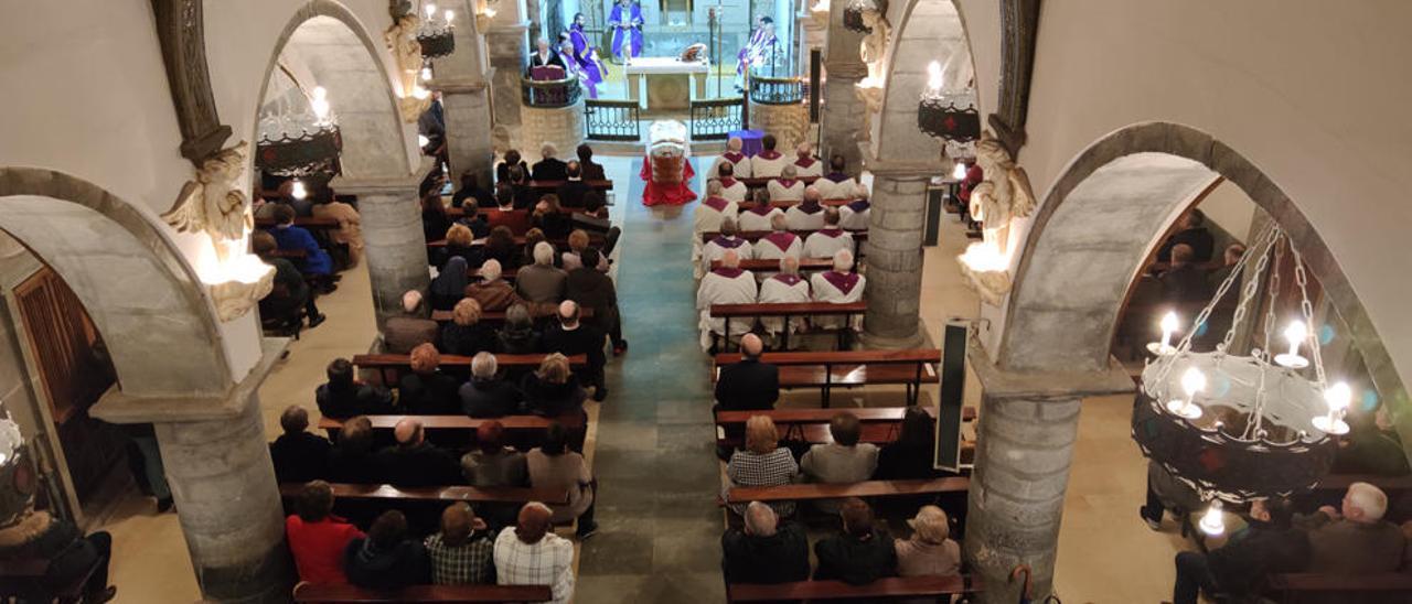 El funeral del sacerdote José Manuel García.