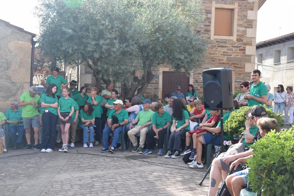 La actuación de Aulas de Aliste en Trabazos pone el broche perfecto a un curso de aniversario