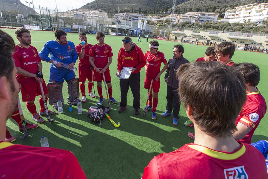 La selección española se impone al combinado galo en un amistoso disputado en Benalmádena