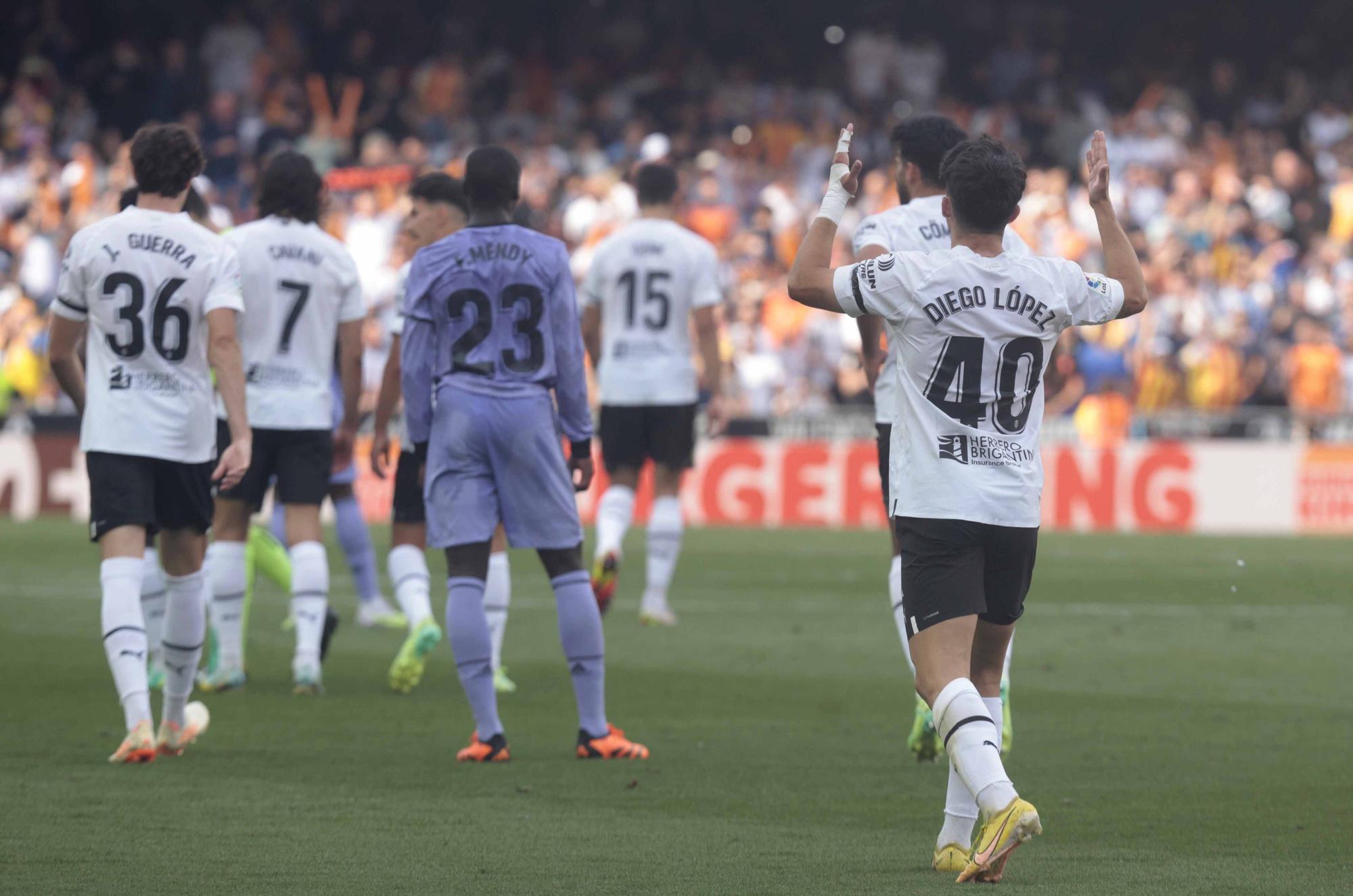 Todas las fotos de la victoria del Valencia CF contra el Real Madrid en Mestalla