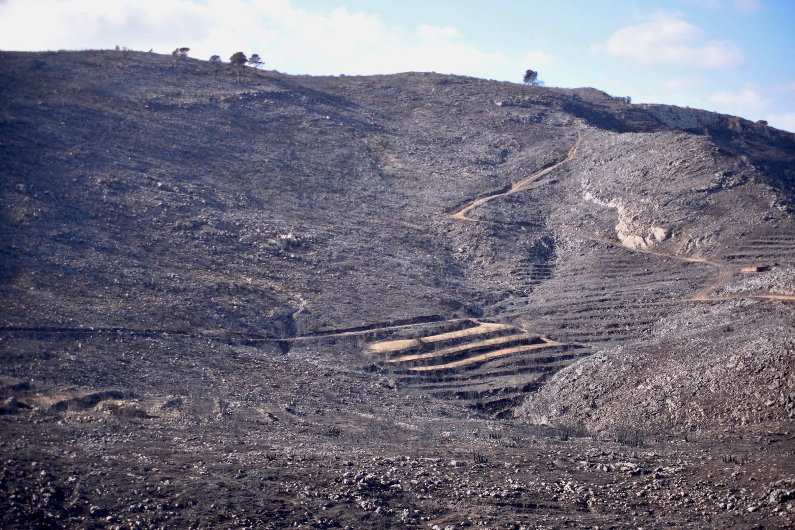 Impresionantes imágenes del incendio de la Safor desde Llocnou de Sant Jeroni