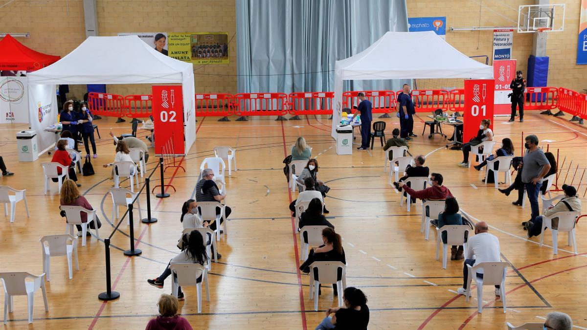 Vacunación de docentes en l'Horta