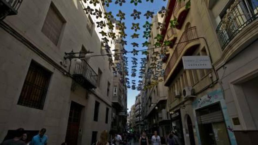 El centro se viste con calzado ilicitano