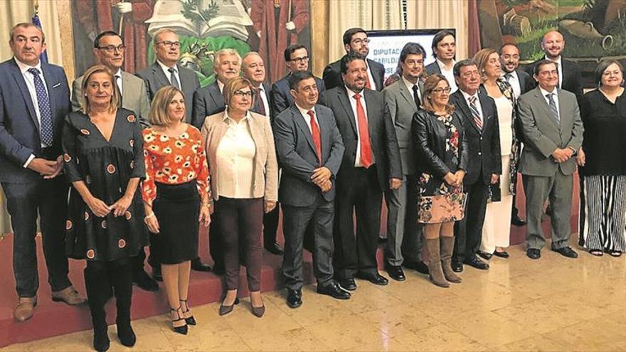 La Diputación de Cáceres solicita más fondos para inversiones en los municipios